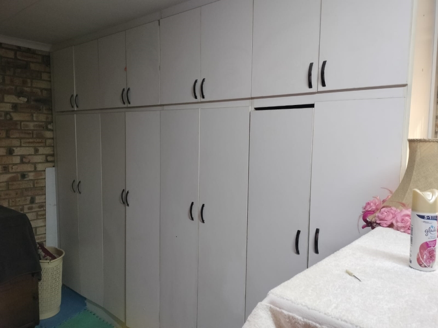 1 Bedroom Property for Sale in Parys Free State